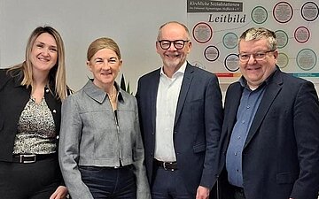 Gruppenbild mit Nelli K&uuml;kler, Annette Sauter, Bernd Gulde und Ulrich Wichert.