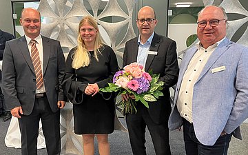 Einweihung KundenCenter Trossingen Gruppenfoto zur Einweihung des AOK-Kunden-Centers in Trossingen