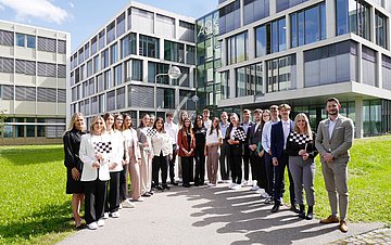 Ausbildungsstarter 2023 Gruppenbild mit Azubis