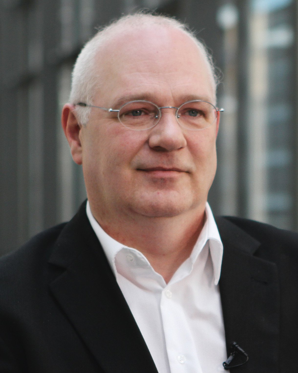 Foto: Prof. Dr. Stefan Sell, Professur für Volkswirtschaftslehre, Sozialpolitik und Sozialwissenschaften an der Hochschule Koblenz, Campus Remagen, sowie Direktor des Instituts für Sozialpolitik und Arbeitsmarktforschung (ISAM) der Hochschule Koblenz.