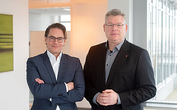 Daniela Kostetzko und Knut Lambertin, die beiden Vorsitzenden des Verwaltungsrates der AOK Nordost