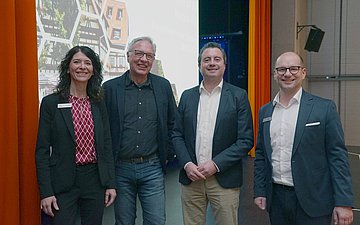 Geschäftsführung und Bezirksratsvorsitzende Neckar-Fils Gruppenfoto Geschäftsführung und Bezirksratsvorsitzende Neckar-Fils