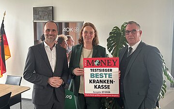 Foto: Clemens Hoch, Gesundheitsminister Rheinland-Pfalz; Dr. Martina Niemeyer, Vorstandsvorsitzende; Udo Hoffmann, Beauftragter des Vorstandes