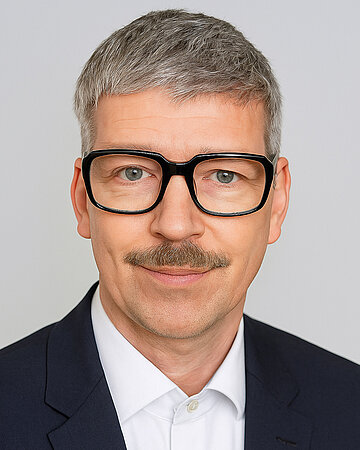 Foto: Portr&auml;t von Prof. Dr. Mirko Wegner, Leiter des Arbeitsbereichs Gesundheitswissenschaft im Institut f&uuml;r Bewegungswissenschaft der Universit&auml;t Hamburg.