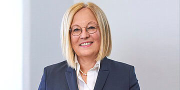 Foto: Portr&auml;t von Irmgard Stippler, Vorstandsvorsitzende der AOK Bayern