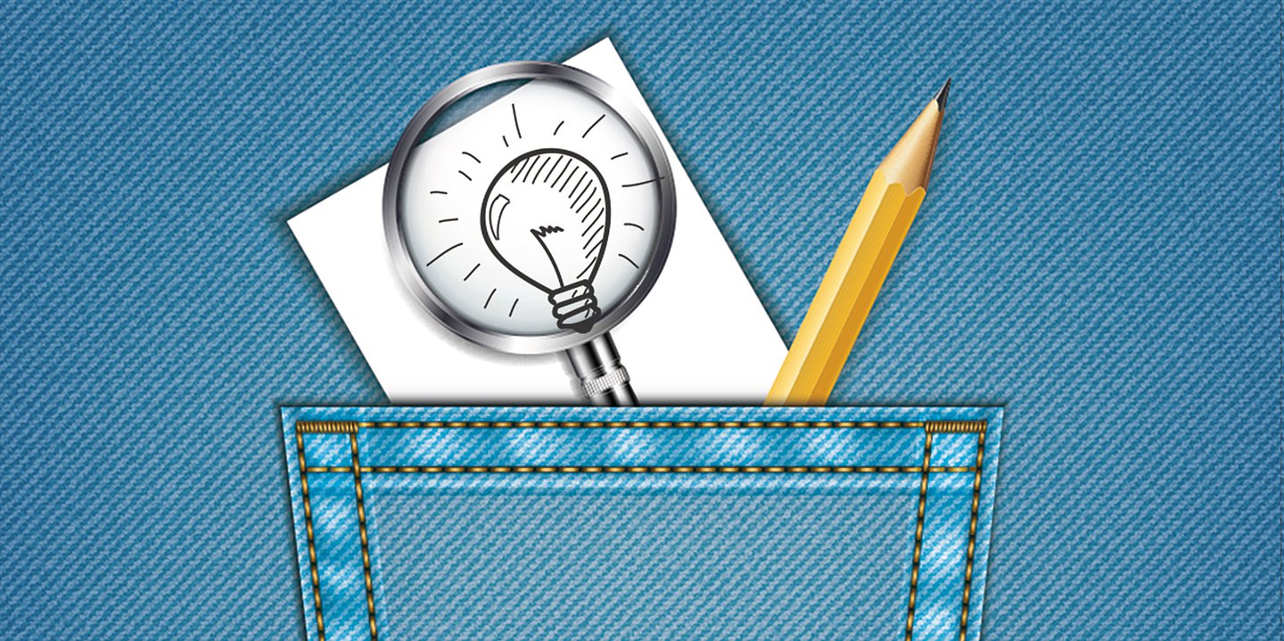 Foto: Illustration einer Hosentasche, in der ein Bleistift, eine Lupe und ein Zettel mit einer aufgezeichneten Glühbirne steckt.