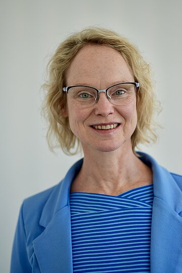 Portr&auml;t Anette Gill&eacute;