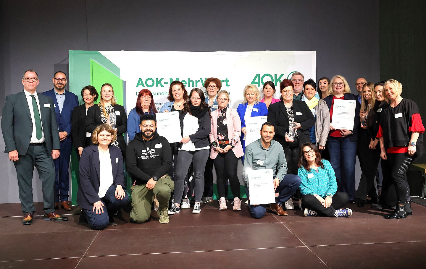 Gruppenfoto der BGF-Preisträger Gesunde Pflege