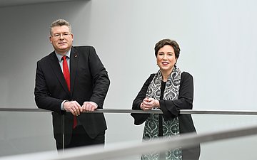 v.l. Knut Lambertin, Dr. Susanne Wagenmann Foto: Aufsichtsrat AOK-Bundesverband, v.l. Knut Lambertin, Dr. Susanne Wagenmann