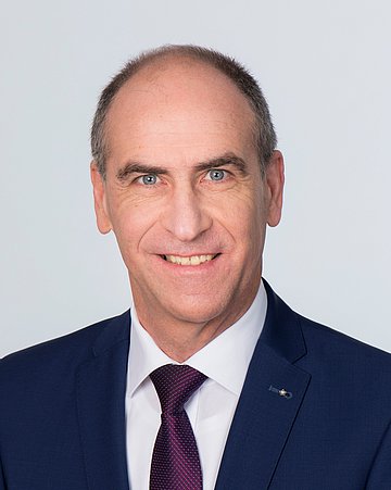 Detlef Lamm Foto: Portraitbild von Detlef Lamm, Vorstandsvorsitzender der AOK Hessen