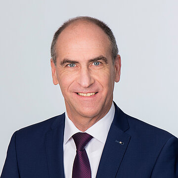 Foto: Portraitbild von Detlef Lamm, Vorstandsvorsitzender der AOK Hessen