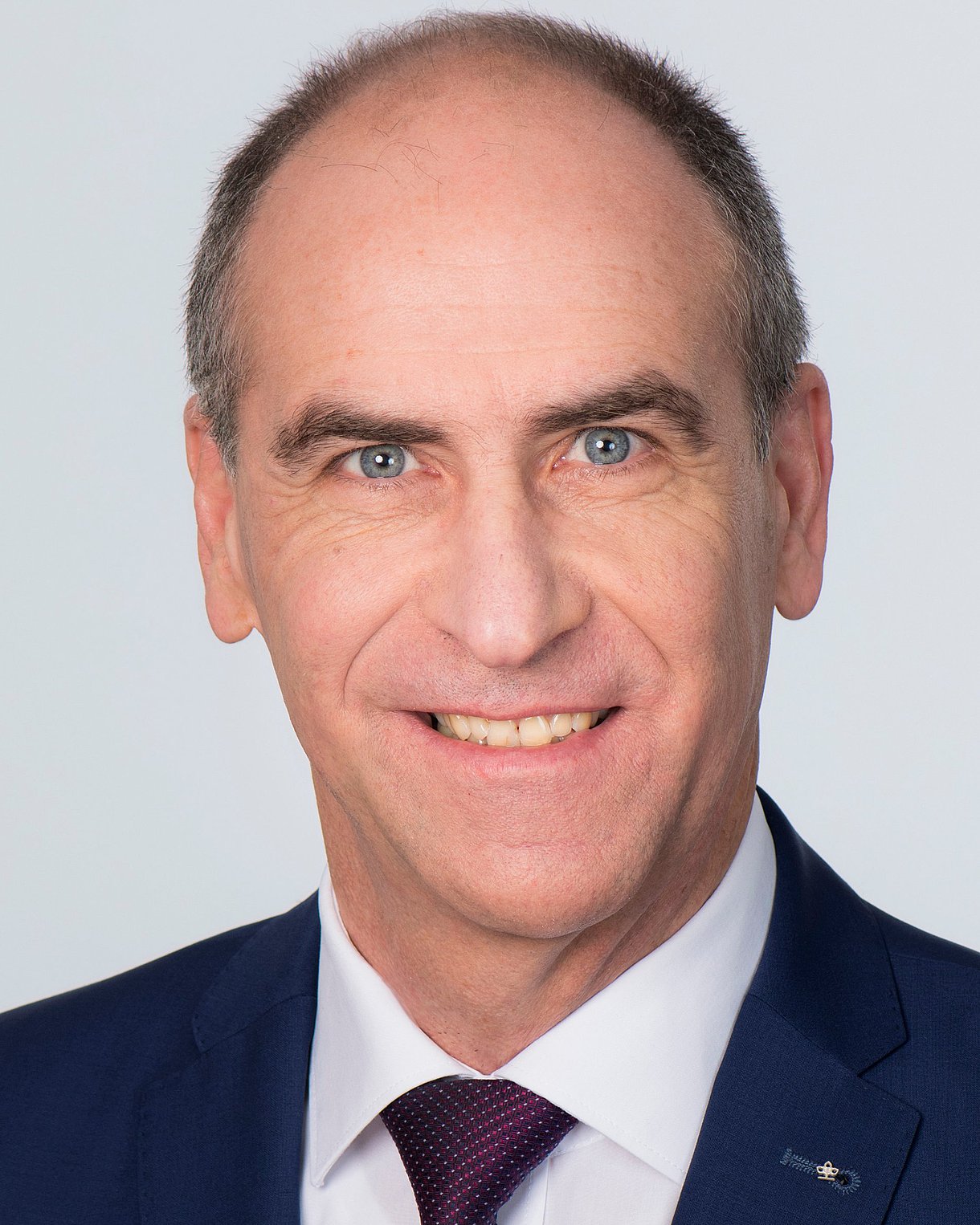 Foto: Portraitbild von Detlef Lamm, Vorstandsvorsitzender der AOK Hessen