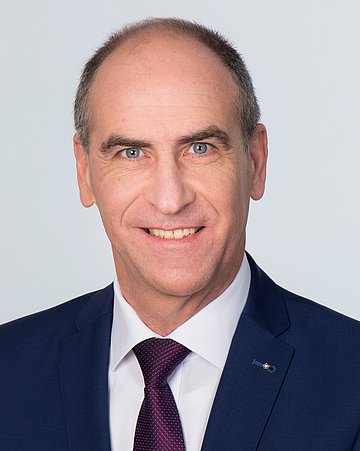 Detlef Lamm Foto: Portraitbild von Detlef Lamm, Vorstandsvorsitzender der AOK Hessen