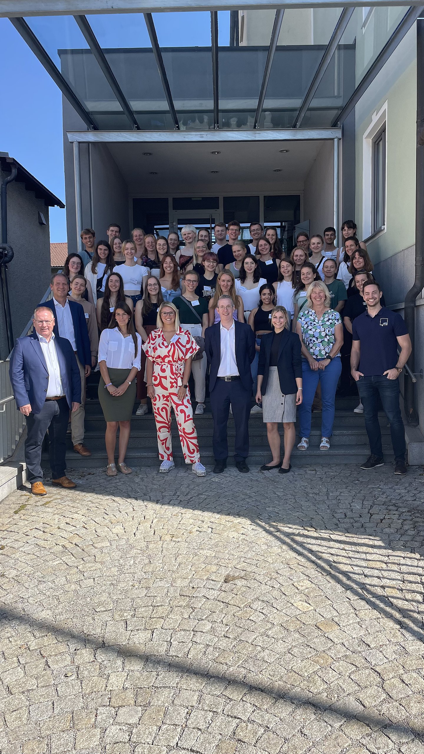 41 Medizinstudierende mit den Kollegen von der AOK Bayern und den GesundheitsregionenPlus