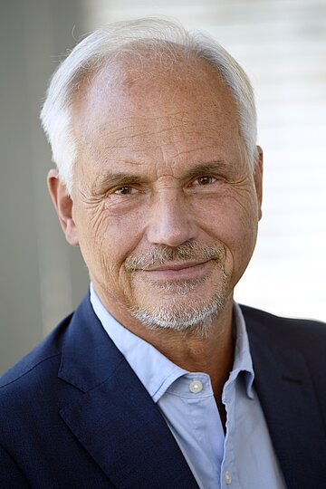 Portr&auml;t von Peer-Michael Dick, Alternierender Vorsitzender des Verwaltungsrats der AOK Baden-W&uuml;rttemberg, Arbeitgebervertreter