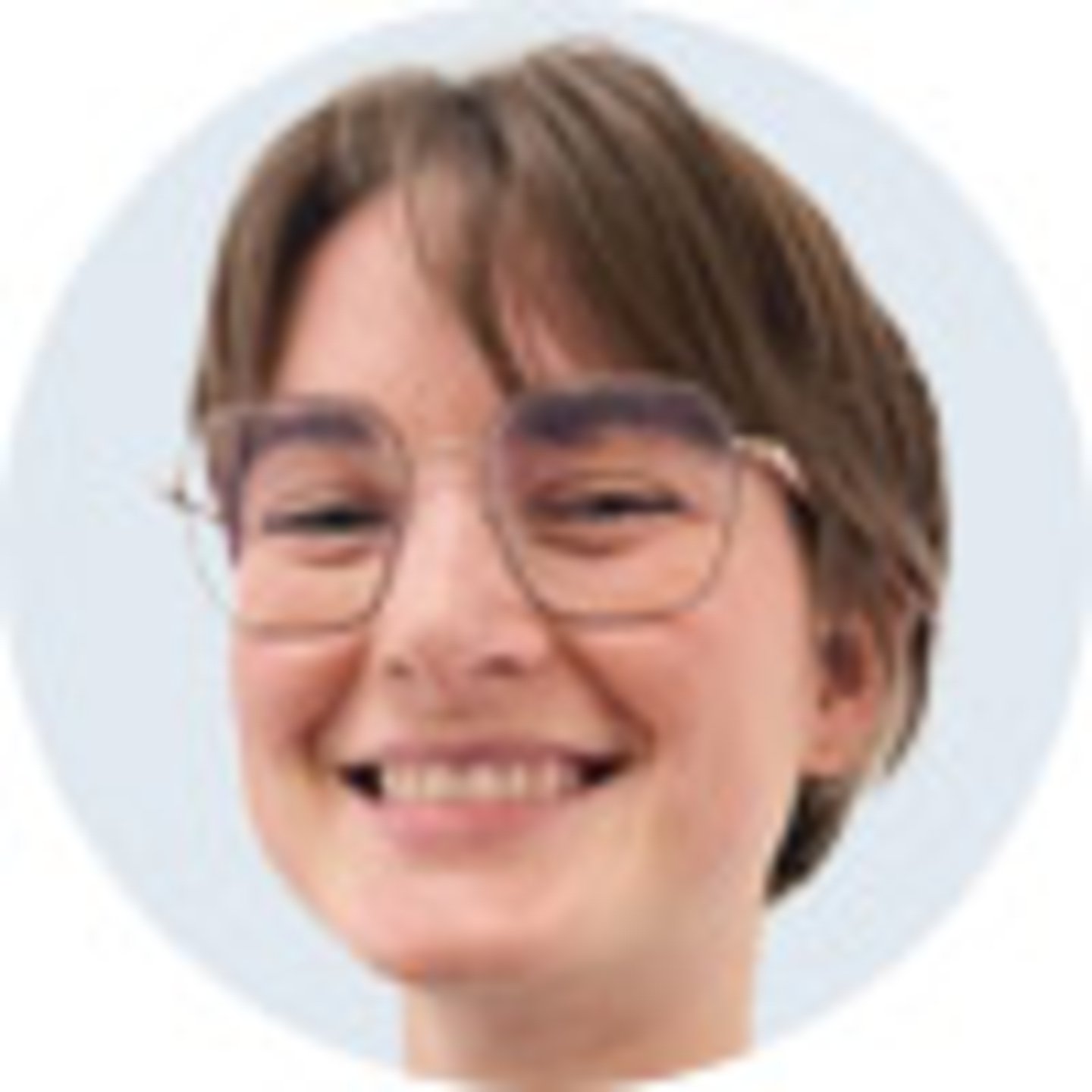 Portrait: Sarah Pilotti, Werkstudentin im KomPart-Verlag