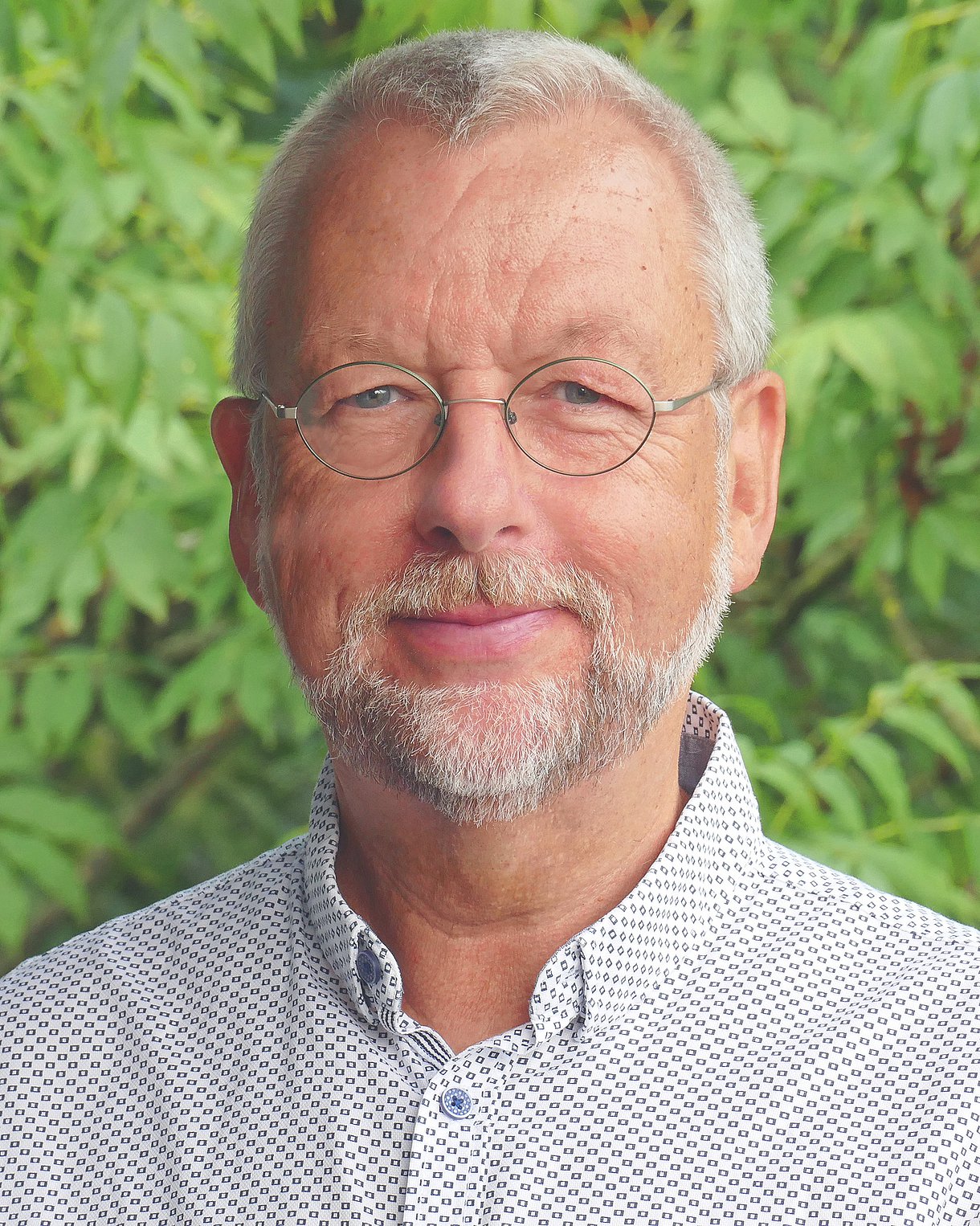 Foto: Prof. Dr. Frank Weidner ist Professor für Pflege­wissenschaft an der Universität Koblenz und Gründungsdirektor und Vorstandsvorsitzender des Deutschen Instituts für angewandte Pflege­forschung.
