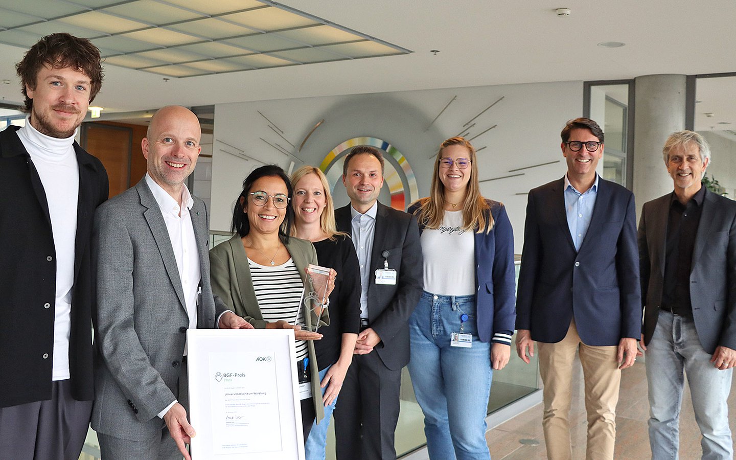 Foto: Preisverleihung BGF-Preis 2023: Gesunde Pflege, Team Universitätsklinikum Würzburg