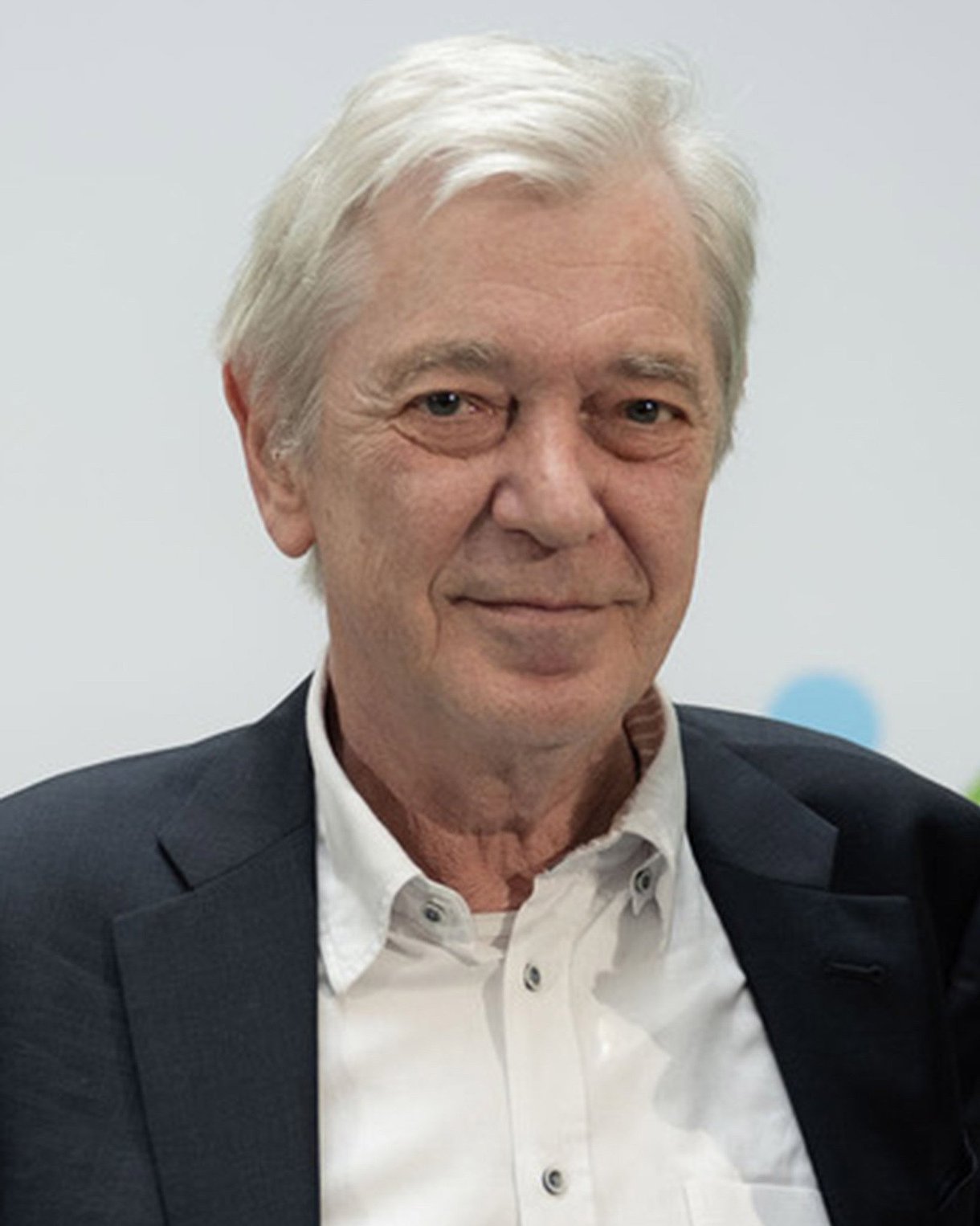 Foto: Porträtbild von Prof. Dr. Klaus Jacobs, Volkswirt und ehemaliger Geschäftsführer des Wissenschaftlichen Instituts der AOK (WIdO)