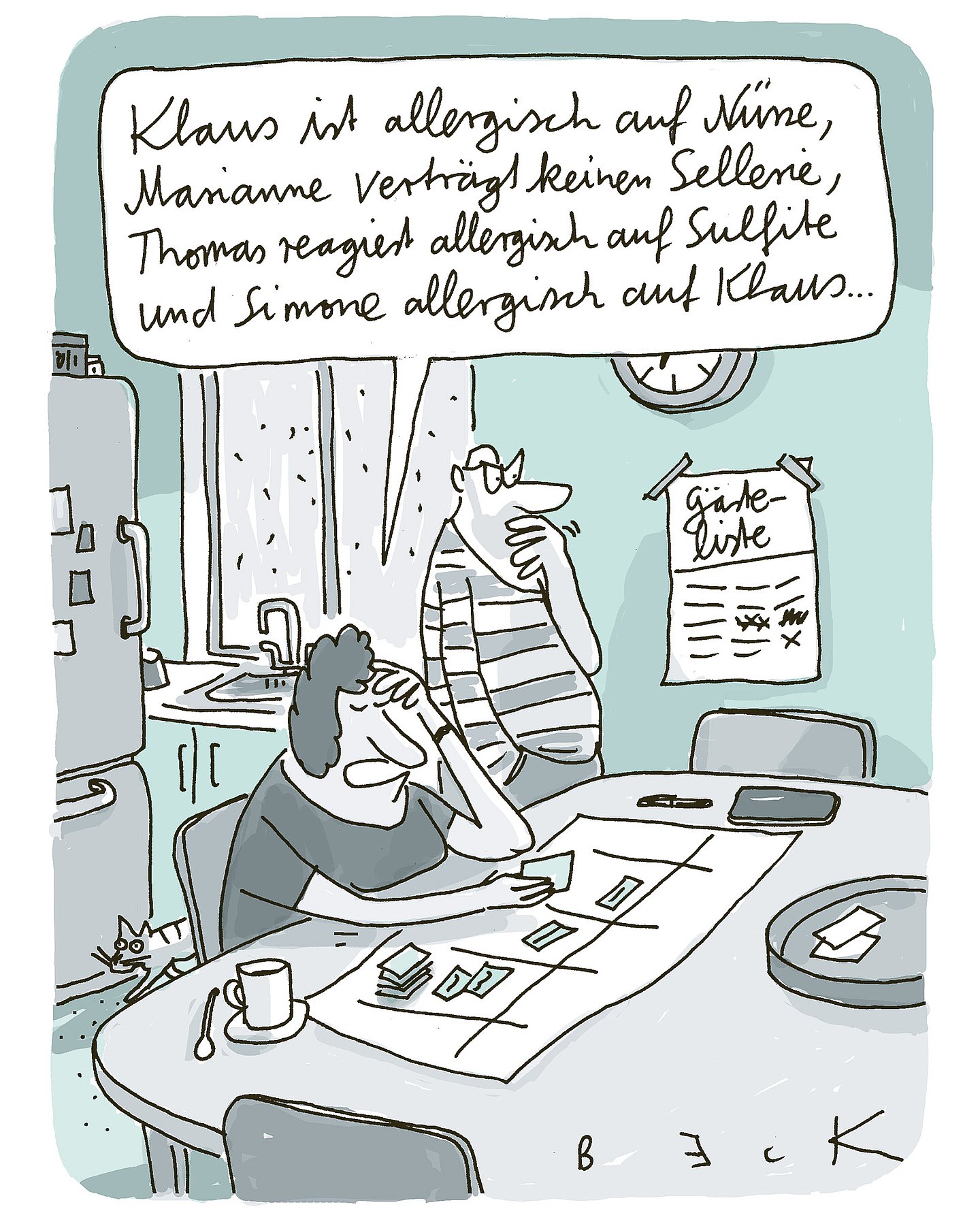 Cartoon: Ein Ehepaar am Küchentisch, sie bereiten eine Gästeliste vor – Sprechblase: "Klaus ist allergisch auf Nüsse, Marianne verträgt keinen Sellerie, Thomas reagiert allergisch auf Sulfite und Simone allergisch auf Klaus"