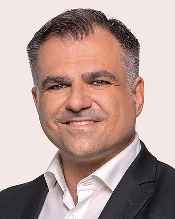 Foto: Portr&auml;t von Dr. Christos Pantazis, gesundheitspolitischer Sprecher der SPD-Bundestagsfraktion