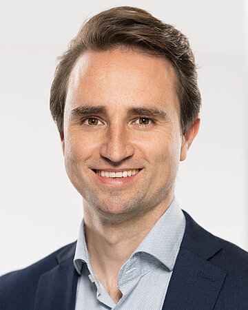 Foto: Portr&auml;t von Dr. Mathias Huebener, wissenschaftlicher Mitarbeiter am Bundesinstitut f&uuml;r Bev&ouml;lkerungsforschung.