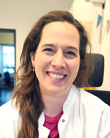 Foto: Dr. Tessa Winkel, Fach&auml;rztin f&uuml;r Gyn&auml;kologie und Geburtshilfe. 