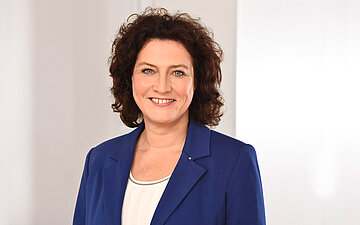 Portr&auml;t: Dr. Carola Reimann, Vorstandsvorsitzende des AOK-Bundesverbandes