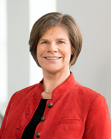 Foto: Prof. Dr. Ulrike Protzer, Direktorin des Instituts f&uuml;r Virologie an der TUM/Helmholtz Munich.