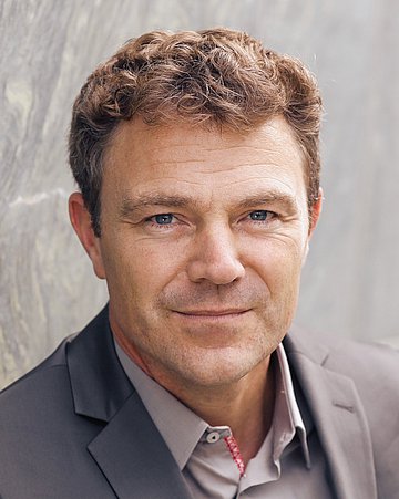 Porträt von Philipp Grätzel von Grätz Porträt von Philipp Grätzel von Grätz, freier Journalist mit Spezialisierung auf Medizin- und Technikthemen