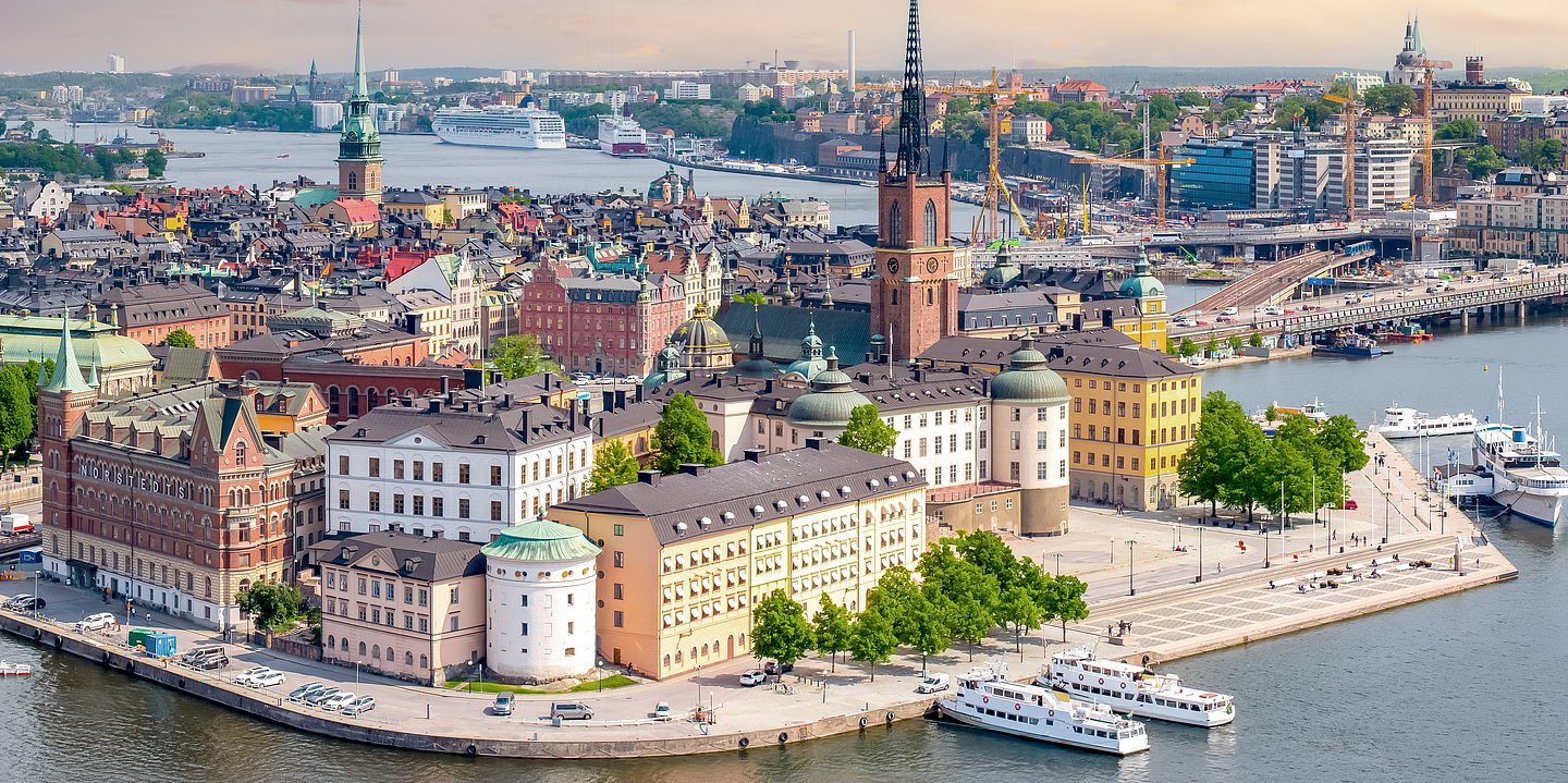 Hauptstadt Schwedens: Stockholm.