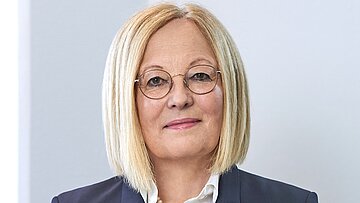 Portr&auml;t der Vorstandsvorsitzenden der AOK Bayern Dr. Irmgard Stippler