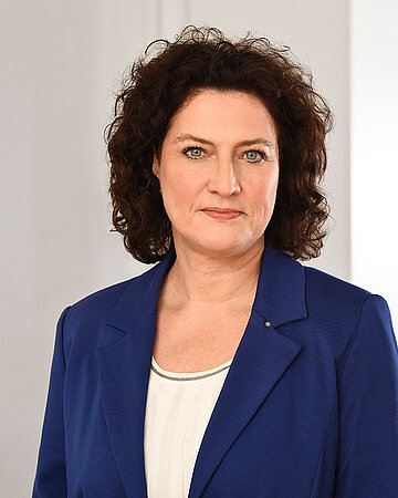 Portr&auml;t: Dr. Carola Reimann, Vorstandsvorsitzende des AOK-Bundesverbandes