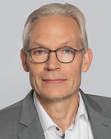 Foto: Portr&auml;t von Matthias Mohrmann, stellvertretender Vorstandsvorsitzender der AOK Rheinland/Hamburg.