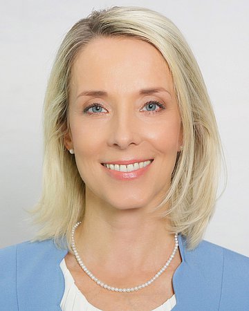 Foto: Stefanie Stoff-Ahnis, stellvertretende Vorstandsvorsitzende des GKV-Spitzenverbandes.