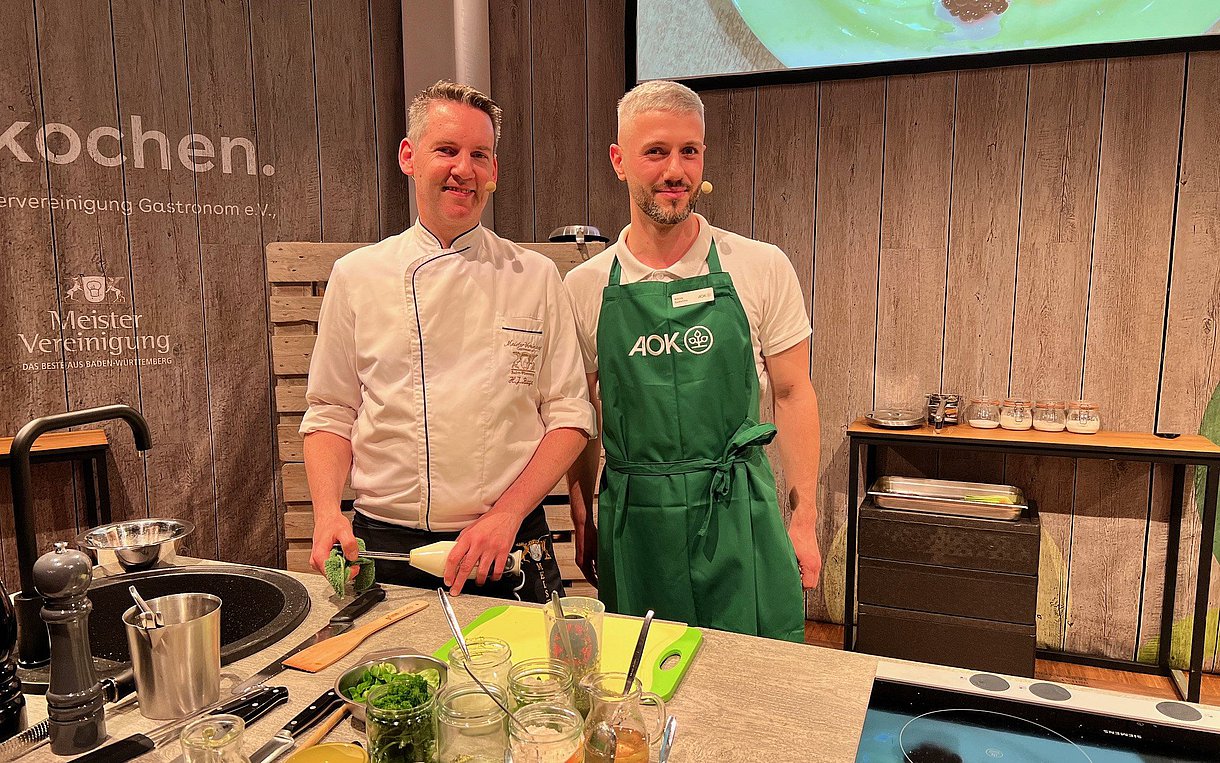 Jochen und Nikita während der Kochshow Oberkirch