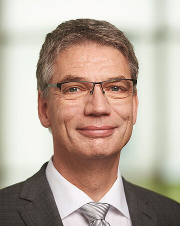 Foto: Prof. Dr. Dirk Windemuth, Leiter der DGUV Akademie.