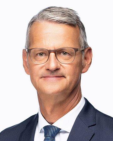 Foto: Porträt von Dr. Gerald Gaß, Vorstandsvorsitzender der Deutschen Krankenhausgesellschaft.