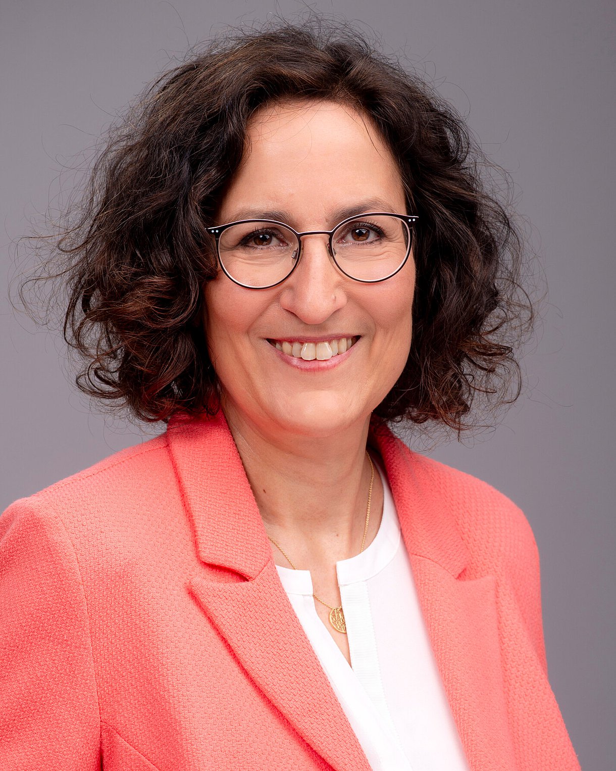 Foto: Dr. Kiran Virmani, Geschäftsführerin der Deutschen Gesellschaft für Ernährung e. V. (DGE)