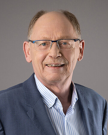 Portr&auml;t: Uwe Schomburg ist Verwaltungsratsvorsitzender der AOK Sachsen-Anhalt (Arbeitgeberseite).
