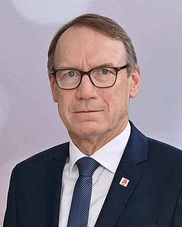 Portrait von Thomas Preis, Präsident der Bundesvereinigung Deutscher Apothekerverbände