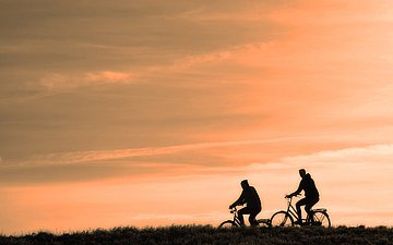 Fahrräder Fahrräder vor Sonnenuntergang