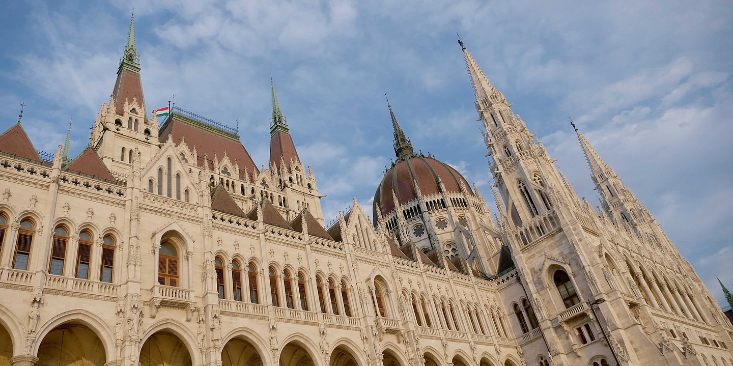Hauptstadt Ungarns: Budapest. 