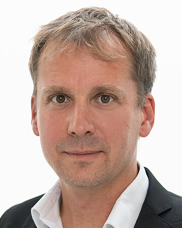 Foto: Prof. Dr. Jan Schildmann, Leiter des Instituts f&uuml;r Geschichte und Ethik der Medizin, Universit&auml;tsmedizin Halle