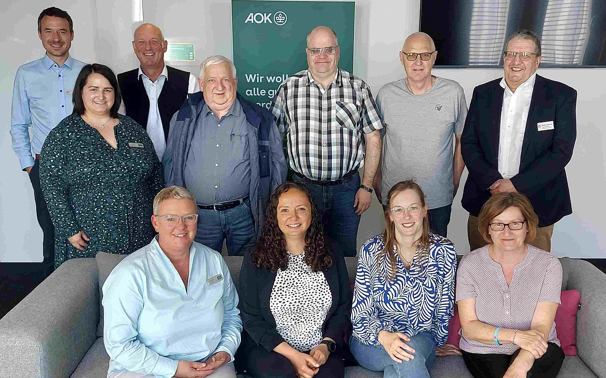 Gruppenfoto mit den Teilnehmenden der Vergabesitzung Selbsthilfe