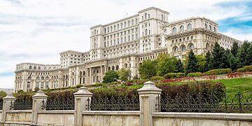 Hauptstadt Rum&auml;niens: Bukarest. 